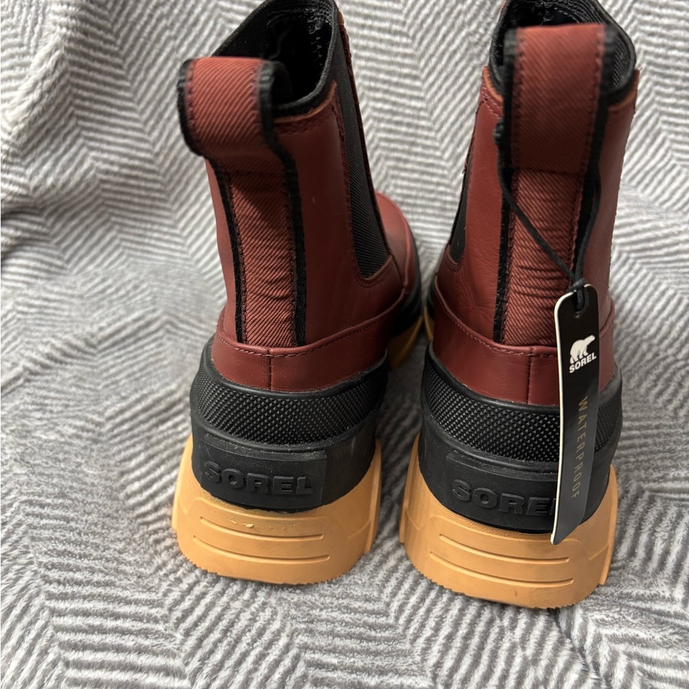 Sorel Women's Waterproof Chelsea Boot - Rust/Black
